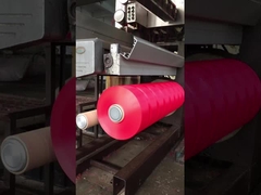 Fils de polypropylène pour le support de tapis.